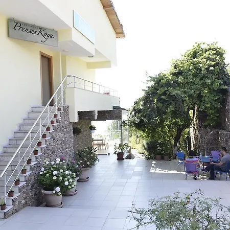 Prenses Koyu אדאלר